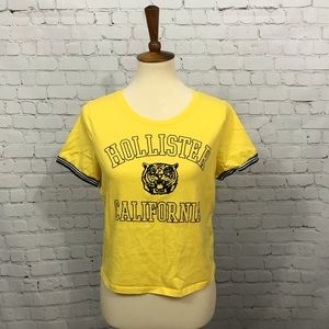 hollister yellow crop 💛